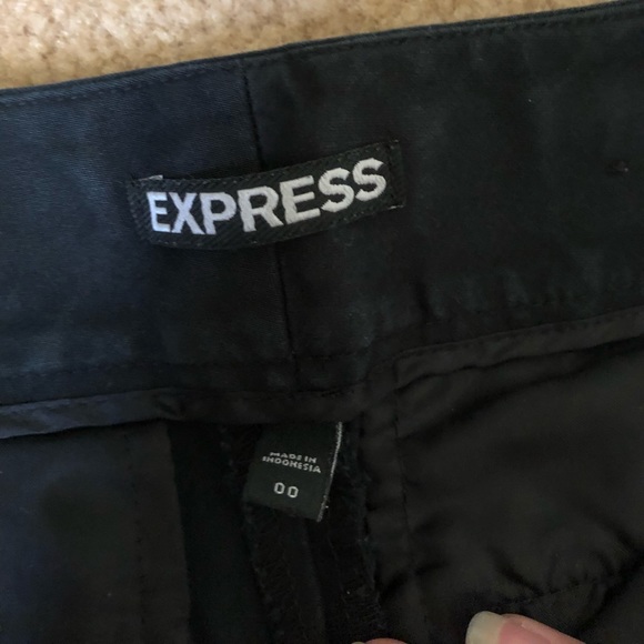 Express Editor Shorts - Picture 4 of 4
